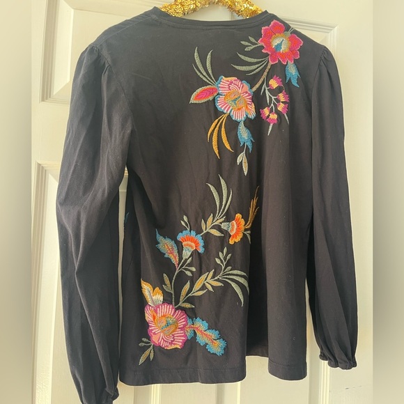 Johnny Was Sidonia Bishop Sleeve Top Embroidered Floral - Picture 3 of 8